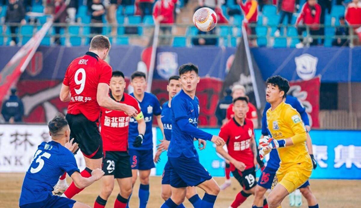 国安五连胜继续领跑积分榜，巴黎圣日耳曼主帅陷下课危机！的简单介绍